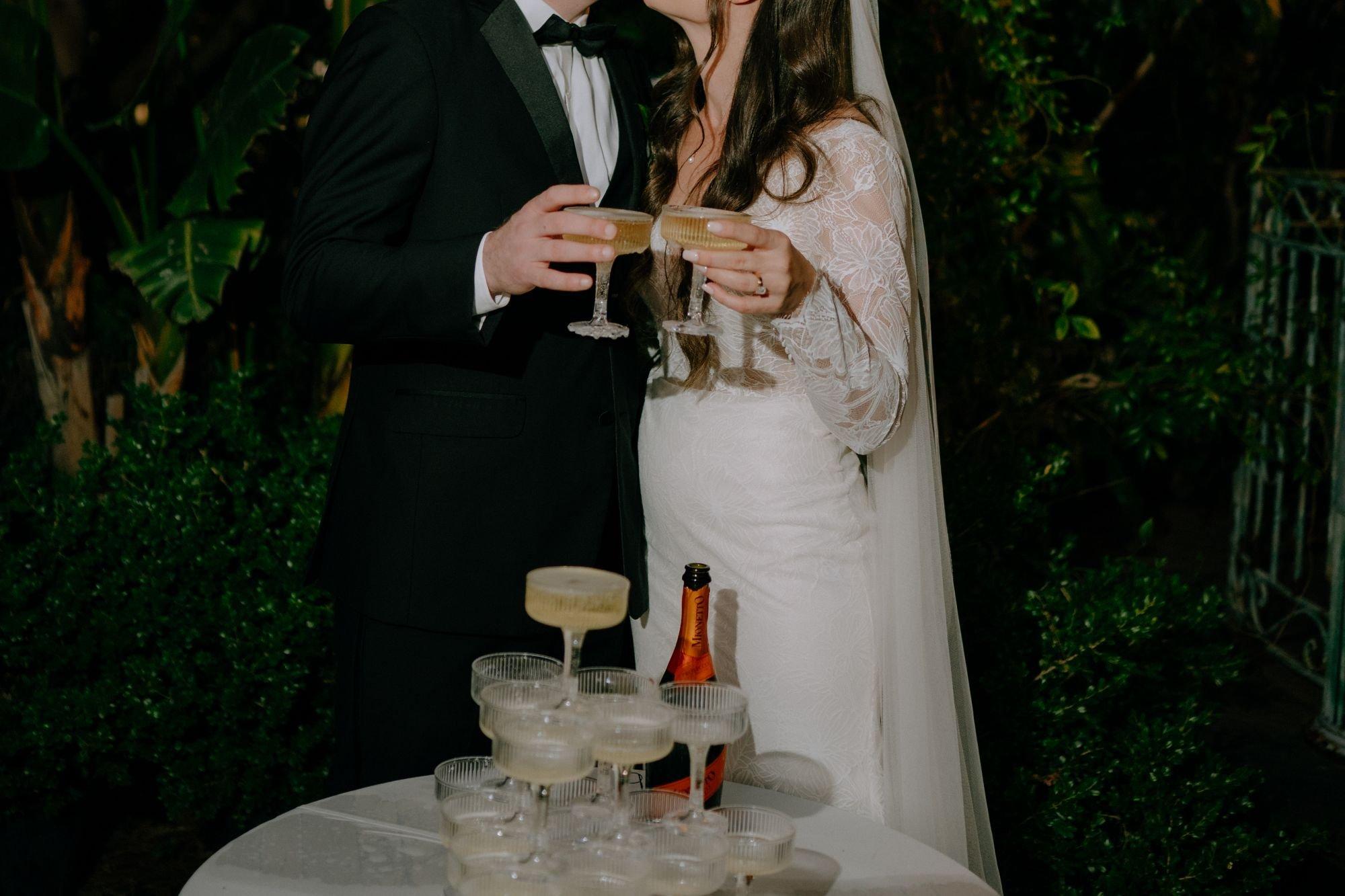 carousel-hero-element image-3