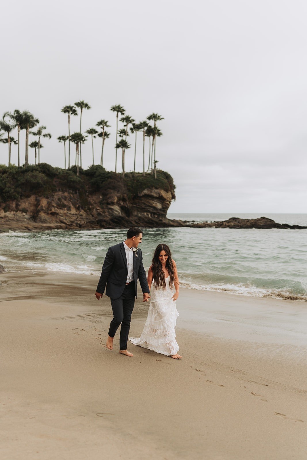 carousel-hero-element image-1