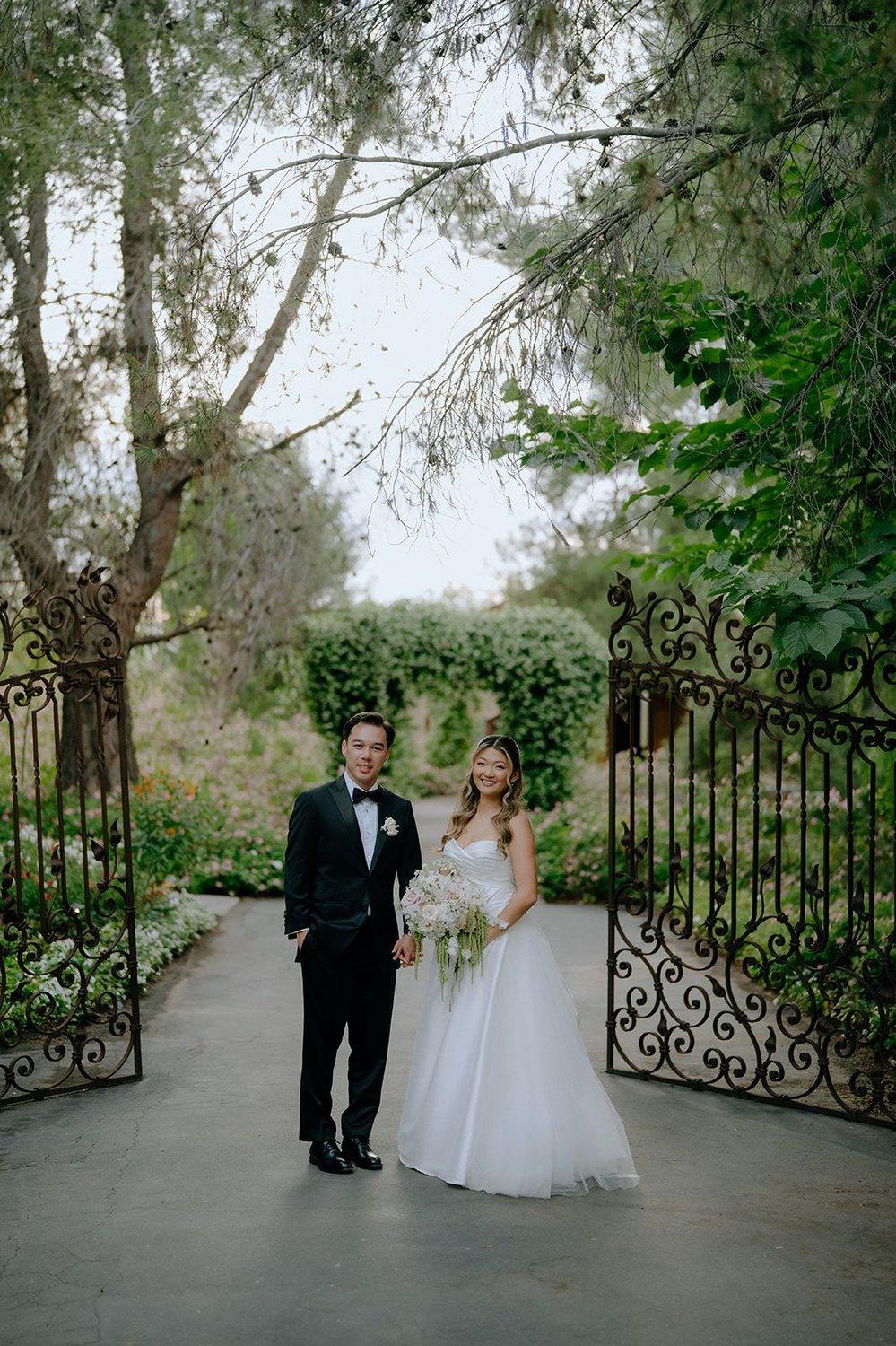 carousel-hero-element image-9