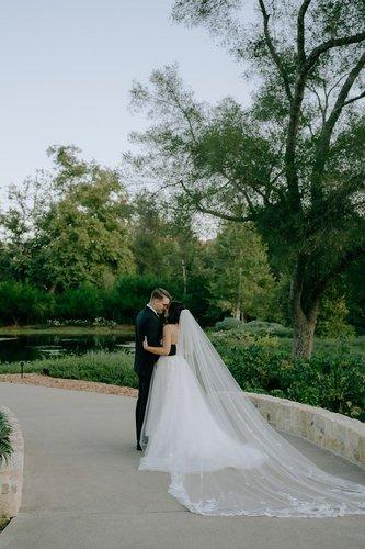 mobile - carousel-hero-element image-1